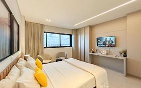 Flat de Luxo c/ Quarto Privativo 21º Andar Vertigo